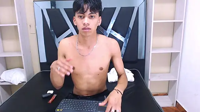 sebas twink7 online show from February 8, 3:43 am