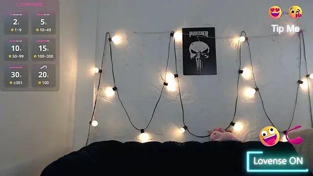 Snapshot of CarolRousee chatting on February 22, 7:56 pm CarolRousee online show from February 22, 7:56 pm