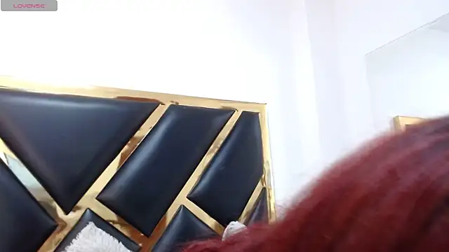 Snapshot of CarolRousee chatting on May 24, 7:19 pm CarolRousee online show from May 24, 7:19 pm