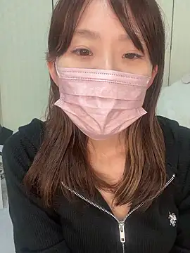 Snapshot of Mio-cc chatting on March 30, 11:22 am Mio-cc online show from March 30, 11:22 am