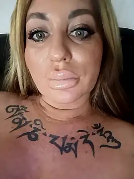 MiaMooly online show from January 9, 5:48 pm