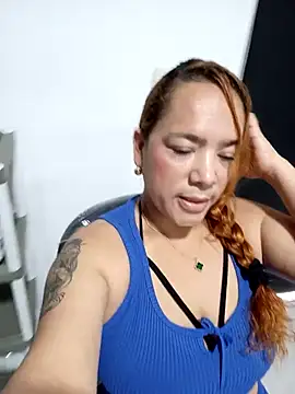 -Serena  online show from February 20, 1:44 pm