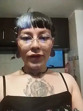 missfungi8 online show from February 13, 11:12 pm