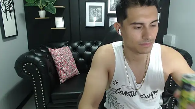 Mike Conors online show from April 8, 3:06 am