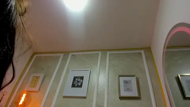 Snapshot of Raven_love chatting on April 24, 7:38 pm Raven love online show from April 24, 7:38 pm