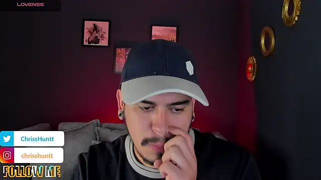 Snapshot of Chriss_Hunt chatting on February 18, 8:32 am Chriss Hunt online show from February 18, 8:32 am
