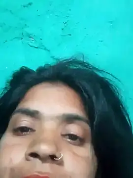 Snapshot of Hot_ras28 chatting on February 21, 9:32 am Hot ras28 online show from February 21, 9:32 am