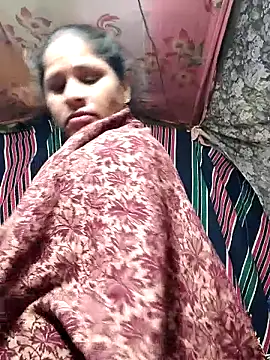 Hot kiran4 online show from April 7, 1:06 am