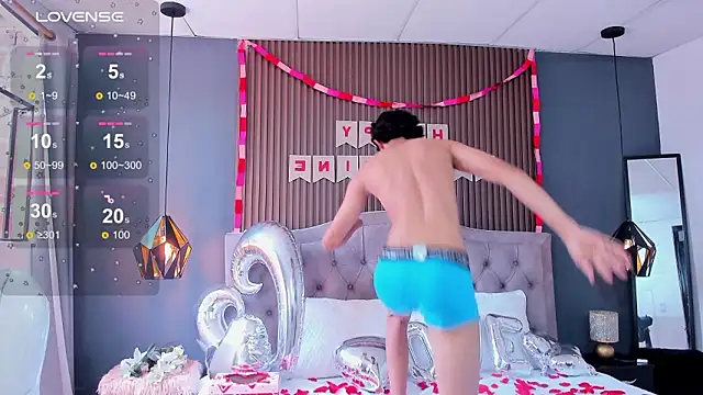 Snapshot of Noa_03 chatting on February 13, 3:30 pm Noa 03 online show from February 13, 3:30 pm