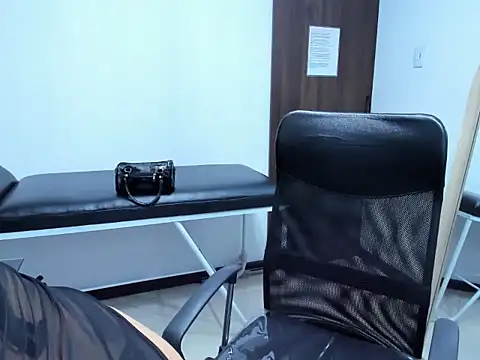 ZombitchX online show from February 13, 4:41 am