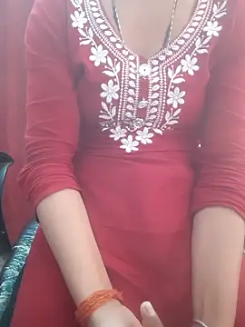 Snapshot of Hot_baby900 chatting on February 7, 3:43 am Hot baby900 online show from February 7, 3:43 am