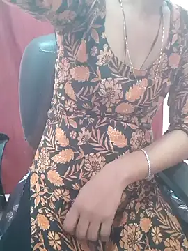 Snapshot of Hot_baby900 chatting on February 8, 3:54 am Hot baby900 online show from February 8, 3:54 am