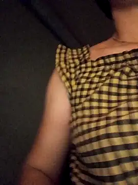 Snapshot of Anna-222 chatting on February 19, 11:23 pm Anna-222 online show from February 19, 11:23 pm