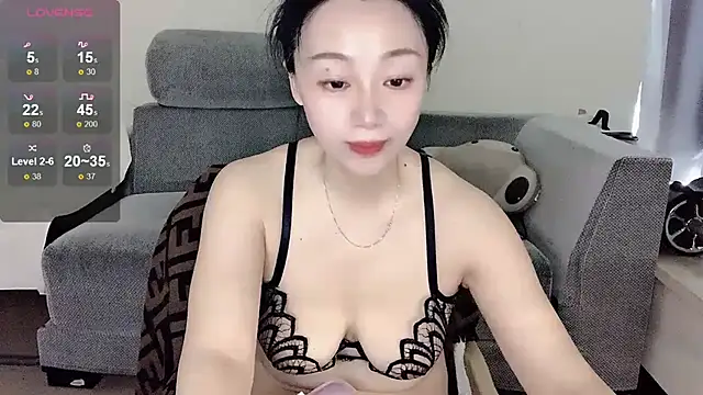 Sunny------ online show from March 18, 1:20 am