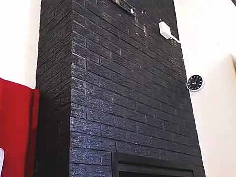 Snapshot of Lindabee34 chatting on February 7, 10:13 pm Lindabee34 online show from February 7, 10:13 pm