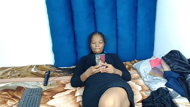 ForeverSexy  online show from April 7, 1:00 pm