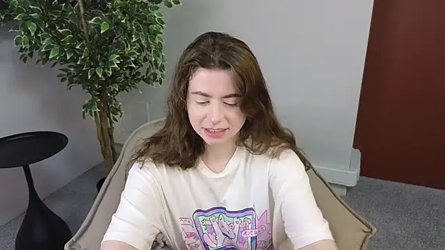 LovingWhisperr online show from March 22, 1:20 am