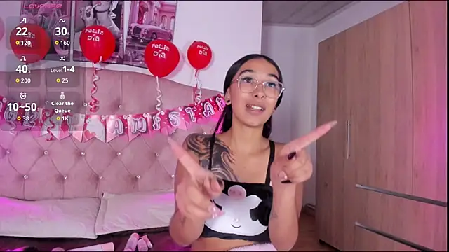 liittle  baby online show from February 14, 11:40 am