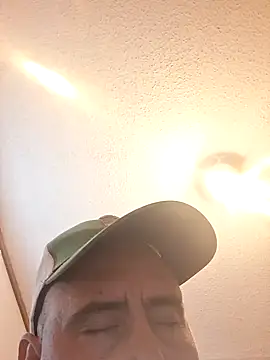 Snapshot of bojo69 chatting on March 1, 3:14 pm bojo69 online show from March 1, 3:14 pm