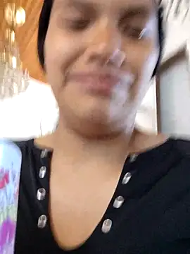 Snapshot of Julieta_Parker chatting on February 27, 3:34 pm Julieta Parker online show from February 27, 3:34 pm