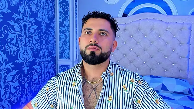 bear mao  online show from February 16, 11:28 am