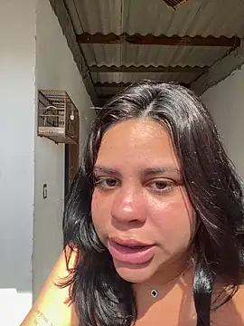 Snapshot of Adriputinha chatting on February 9, 11:47 am Adriputinha online show from February 9, 11:47 am