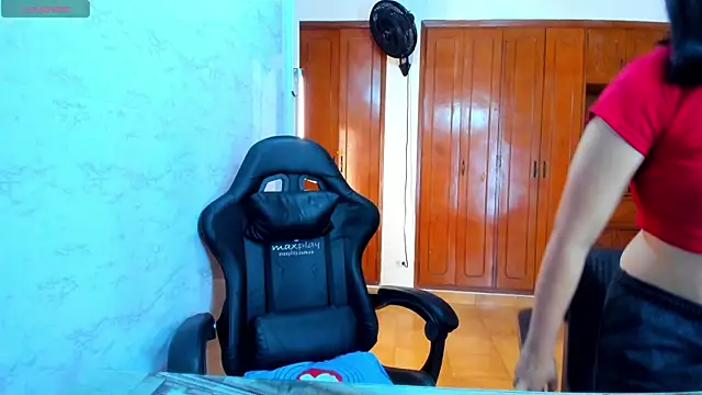 Emily and Soffy online show from April 13, 12:10 pm