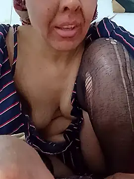 turbanlim07 online show from March 24, 6:46 pm