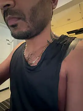 DaggerTie online show from February 9, 4:44 pm