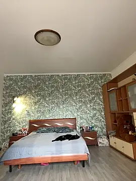 Snapshot of Anna__Desire chatting on February 24, 10:35 am Anna Desire online show from February 24, 10:35 am