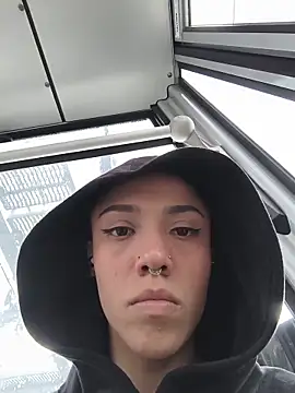 Snapshot of CharlotteKravizz chatting on February 24, 8:51 pm CharlotteKravizz online show from February 24, 8:51 pm