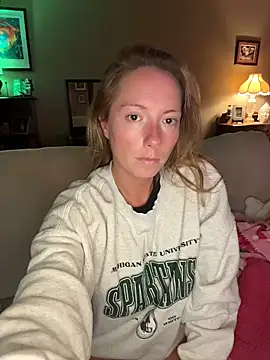 mooviebaby online show from May 28, 2:20 am