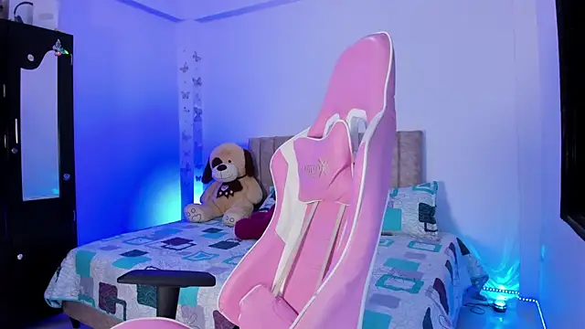 Adrian Prime  online show from March 10, 6:57 pm