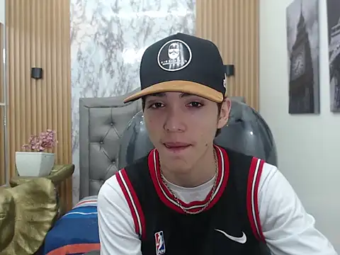 Asher costa online show from February 6, 7:06 pm