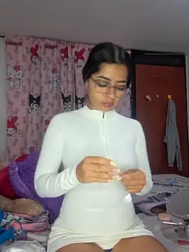 Snapshot of _as_una77 chatting on February 21, 3:18 am as una77 online show from February 21, 3:18 am