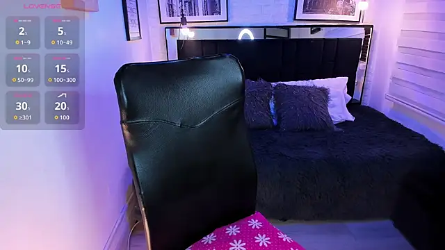 ladyraing online show from February 27, 9:37 pm