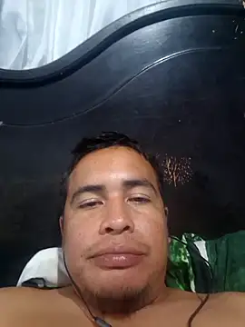 LuzSantoDeEmmanuel online show from April 26, 3:59 am