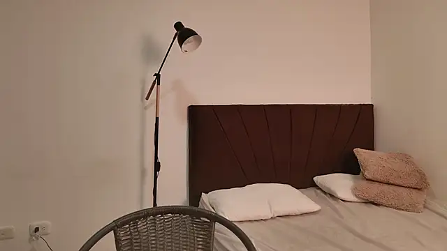 Raven OA online show from March 5, 2:57 pm