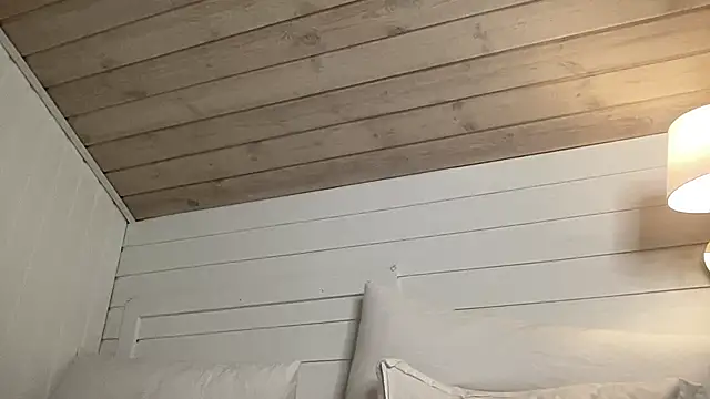 NoahhSkye online show from March 3, 9:31 pm