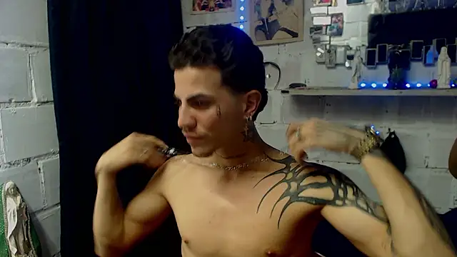 paul-mendezx online show from February 14, 5:48 am