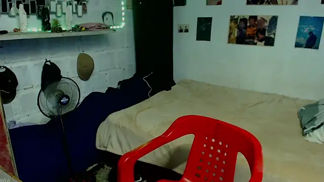 paul-mendezx online show from March 20, 11:31 pm