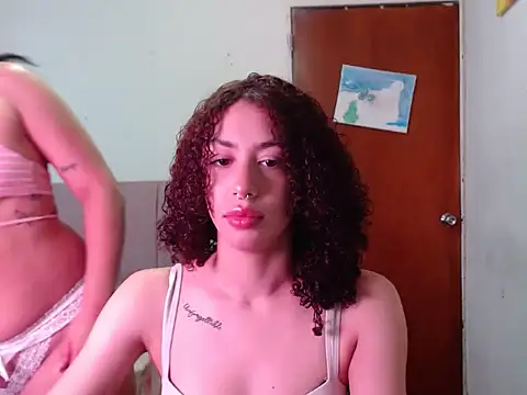 Snapshot of ShanellYSharlot chatting on February 5, 7:18 pm ShanellYSharlot online show from February 5, 7:18 pm