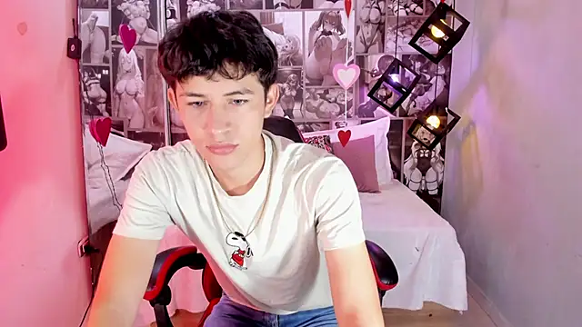 Snapshot of Christian_Foxx chatting on February 15, 1:31 pm Christian Foxx online show from February 15, 1:31 pm