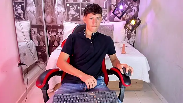 Christian Foxx online show from March 17, 1:58 pm