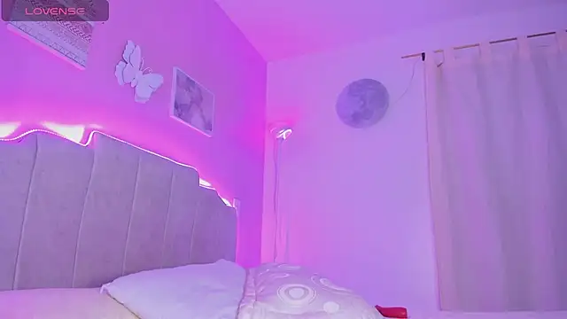 SofiaSiren online show from April 17, 2:03 am