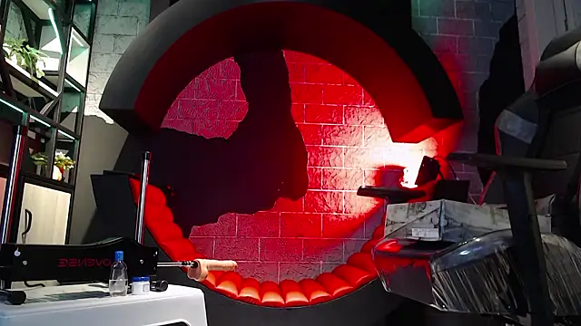 Snapshot of MiistressBlu chatting on February 19, 1:51 pm MiistressBlu online show from February 19, 1:51 pm