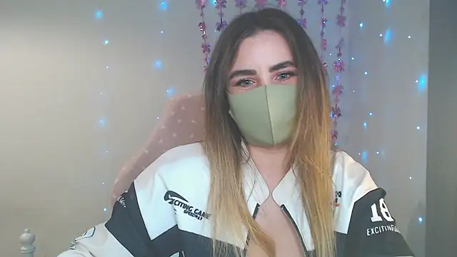 Avelina1 online show from May 20, 9:37 am