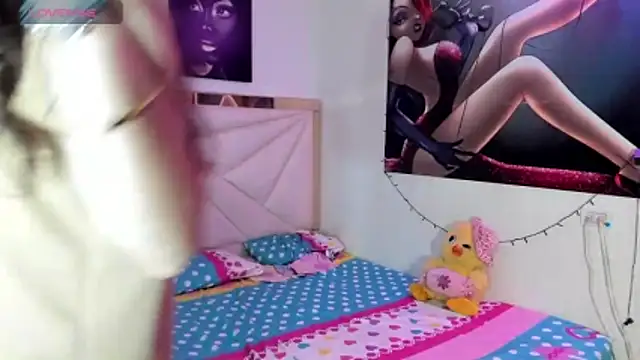 Snapshot of ale-noah chatting on February 15, 12:18 am ale-noah online show from February 15, 12:18 am