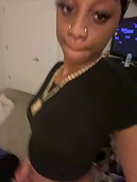 prettybrown9 online show from March 4, 1:00 am