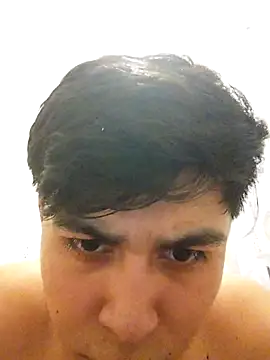 Snapshot of dark0p12 chatting on February 5, 5:45 am dark0p12 online show from February 5, 5:45 am